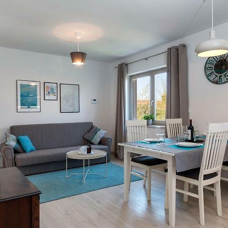 Sunsplash Apartments Пула Екстер'єр фото